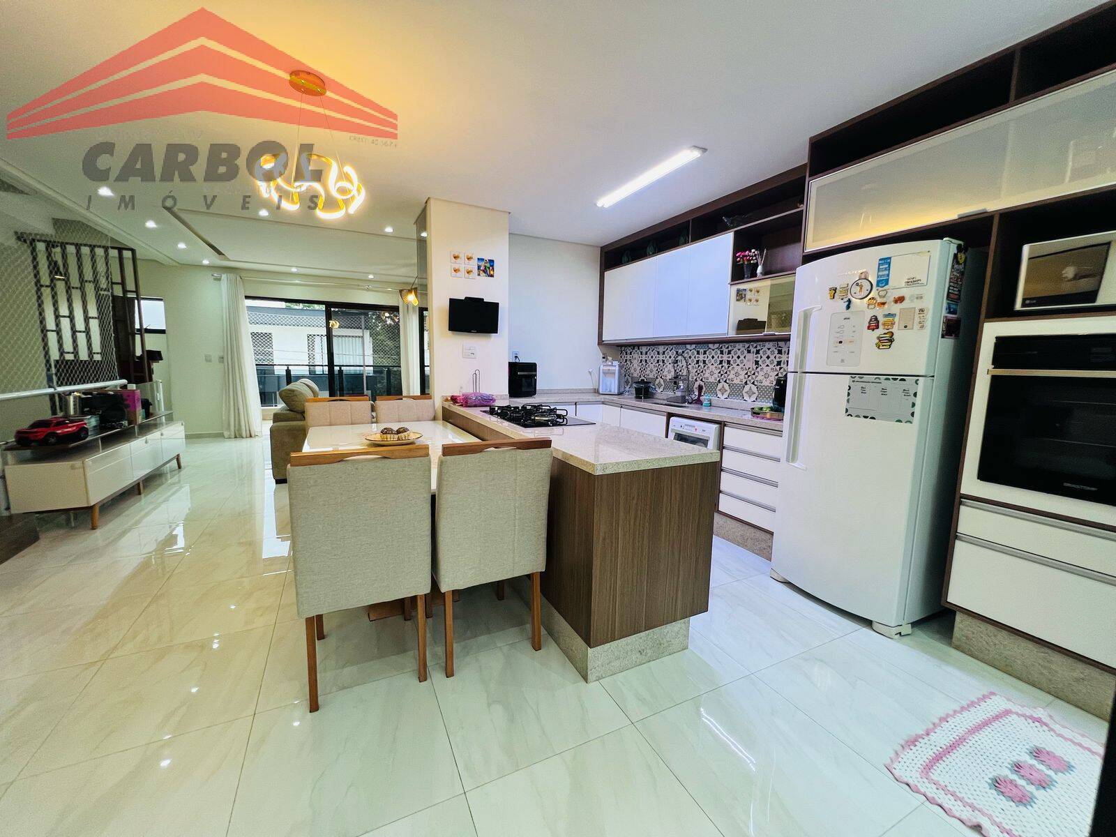 Casa de Condomínio à venda com 3 quartos, 210m² - Foto 5