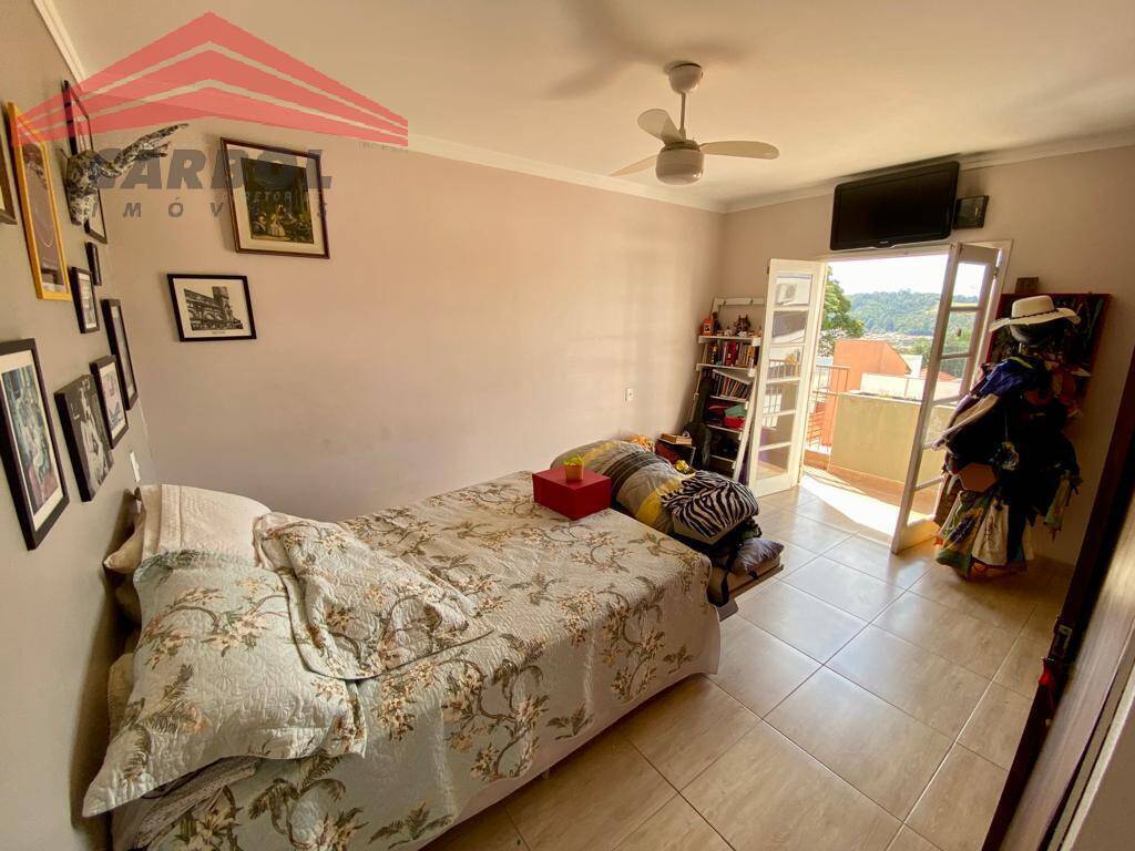 Casa, 3 quartos, 300 m² - Foto 7