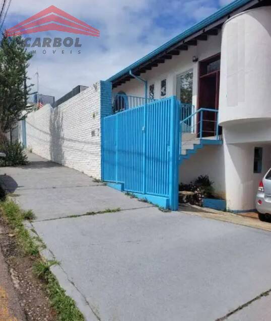 JARIDM ANA MARIA - AT 450m² - AC 311m² - 10 SALAS - 10 VAGAS