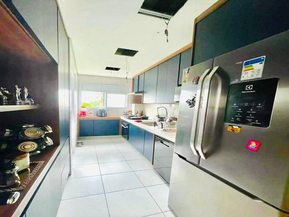 MORADA DOS REIS - MEDEIRO - 3 DORMS. (SUÍTE) - 1 VAGA COBERTA - AU 74m²