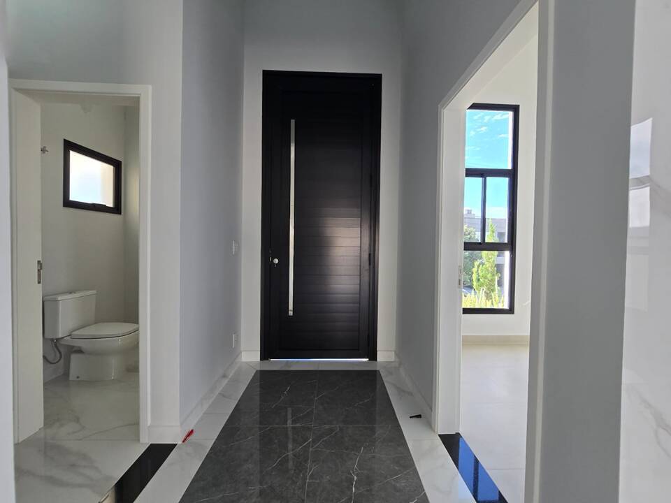 COND. CAMBARAH - JARINÚ - AT 500m² - AC 240m² - 3 DORMS. (SUITE) - 4 VAGAS