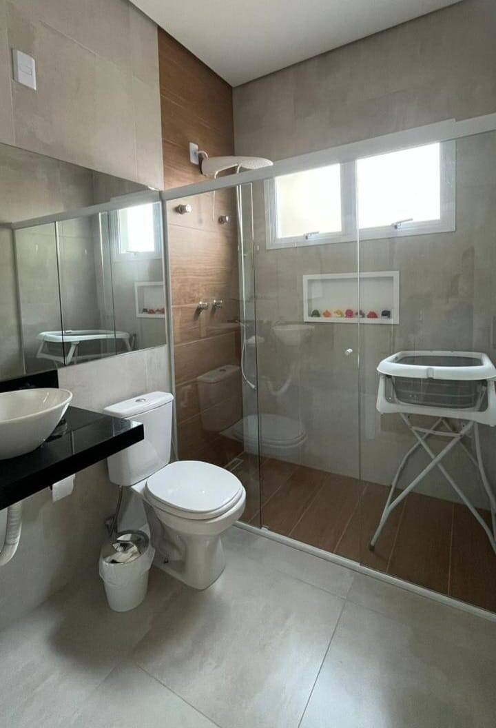 COND. RESERVA DA MATA - 3 DORMS. (SUÍTE) - 4 VAGAS - PERMUTA P/ APTO.