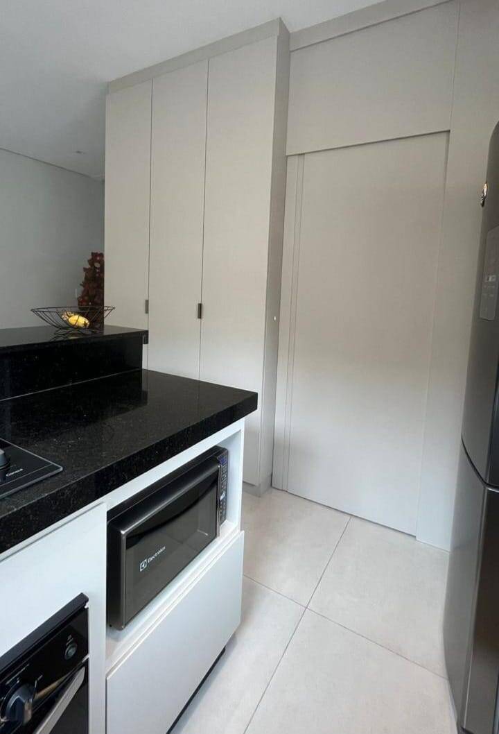 COND. RESERVA DA MATA - 3 DORMS. (SUÍTE) - 4 VAGAS - PERMUTA P/ APTO.