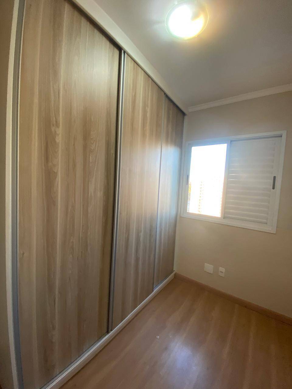 VISTA CENTRALE - 3 DORMS. (SUÍTE) - 2 VAGAS DE GARAGEM - AU 71m²