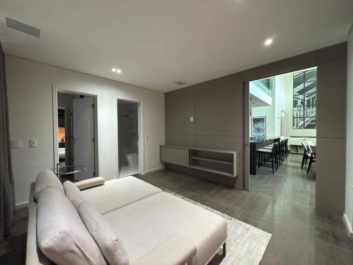 VEDUTA BLUE - SOBRADO ALTO PADRÃO - 2 SUÍTES - 4 VAGAS - AC 250m²