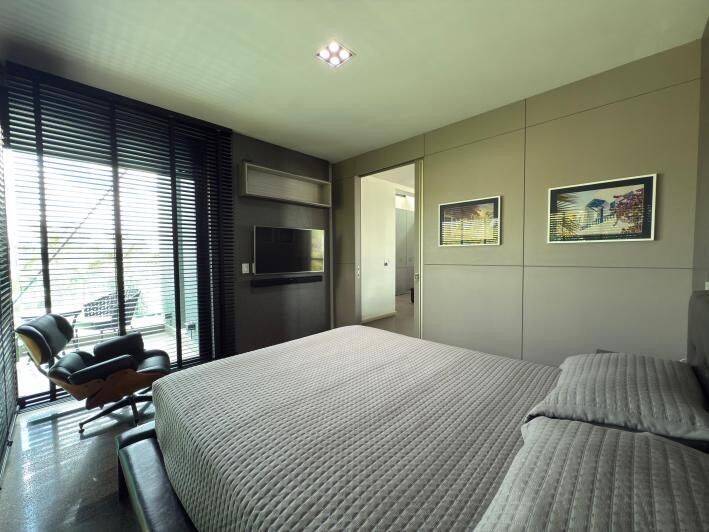 VEDUTA BLUE - SOBRADO ALTO PADRÃO - 2 SUÍTES - 4 VAGAS - AC 250m²