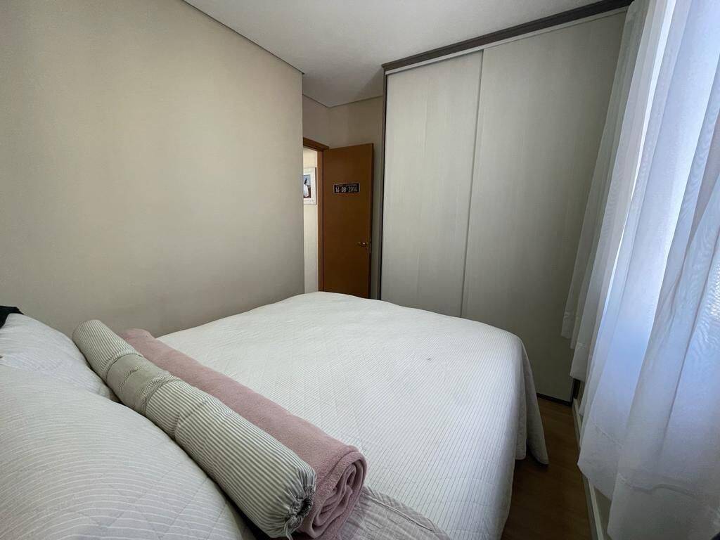 DOCE LAR BELA COLONIA - 2 DORMS. - 1 VAGA - AU 50m²