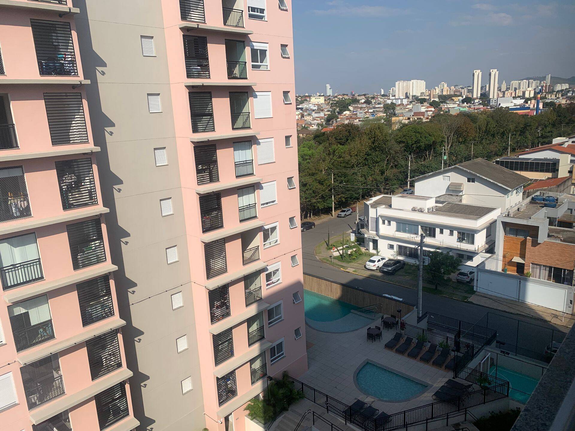 CONDOMÍNIO VALLIS - 3 DORMS. (SUÍTE) - 2 VAGAS COBERTAS - AU 88m²