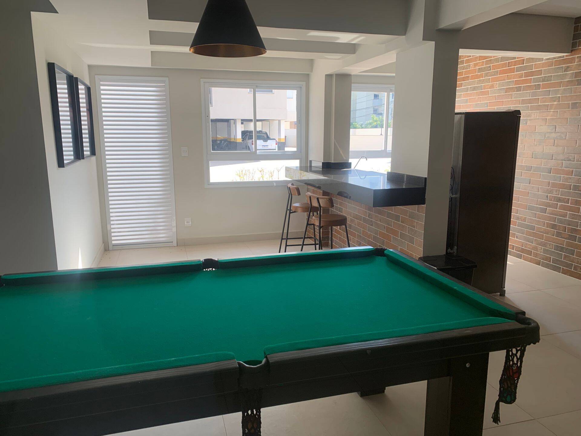 CONDOMÍNIO VALLIS - 3 DORMS. (SUÍTE) - 2 VAGAS COBERTAS - AU 88m²