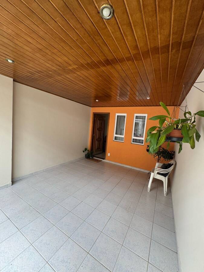 VILA ARGOS NOVA - 2 DORMS. - 2 BANHEIROS - GARAGEM (ACEITA FIANCIAM.)