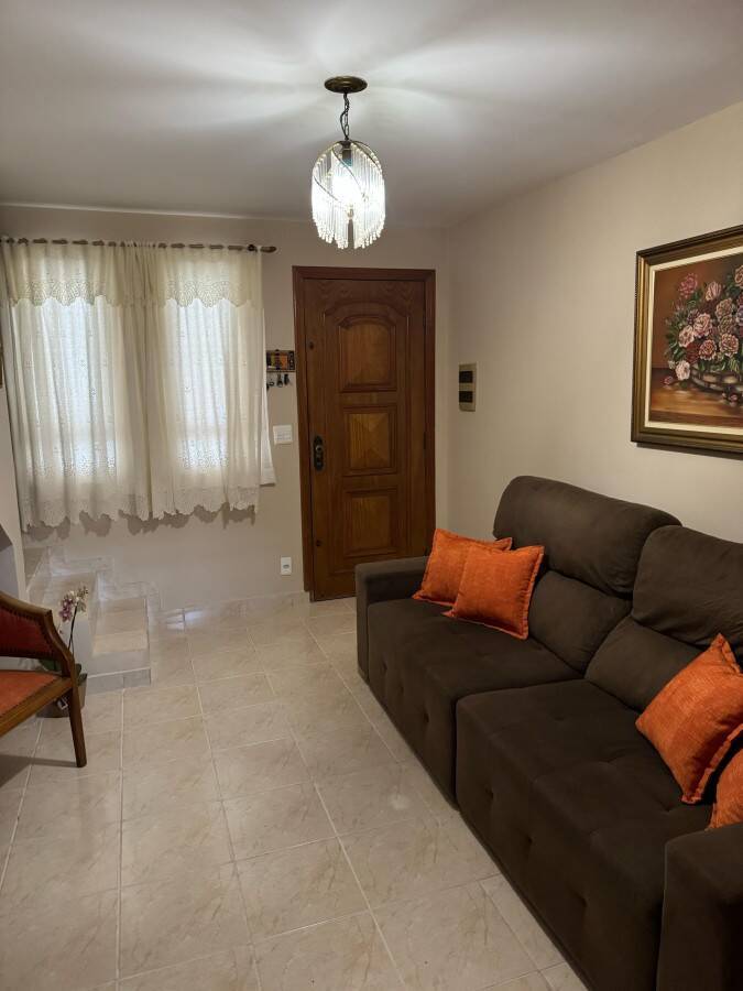 VILA ARGOS NOVA - 2 DORMS. - 2 BANHEIROS - GARAGEM (ACEITA FIANCIAM.)