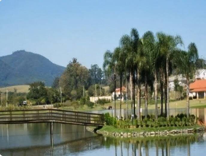 RESERVA DA SERRA - AT 516m² - DECLIVE SUAVA - LAZER COMPLETO C/ LAGO
