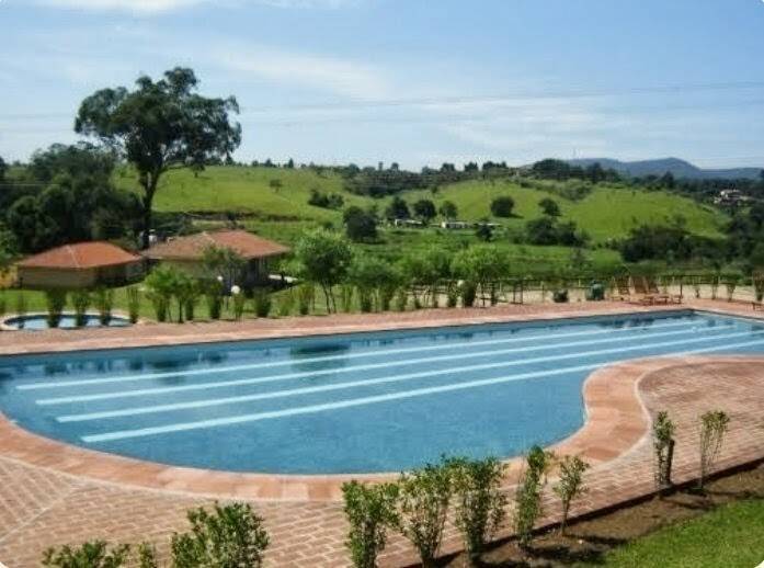 RESERVA DA SERRA - AT 516m² - DECLIVE SUAVA - LAZER COMPLETO C/ LAGO