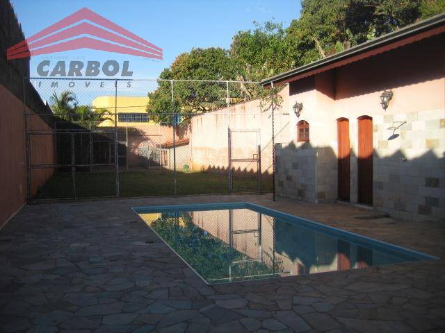 CAMPO LIMPO PTA. - AT 1.000m² - AC 591m² - 4 DORMS. - 5 VAGAS