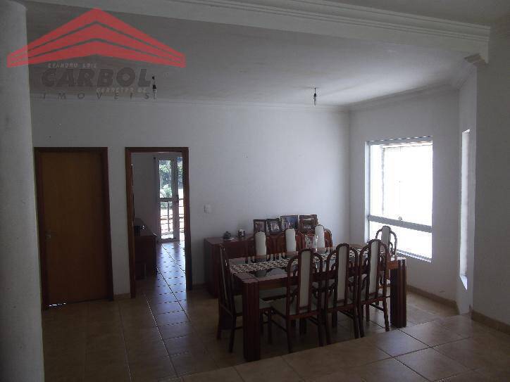Casa, 3 quartos, 370 m² - Foto 3