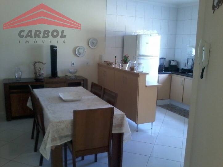 Casa, 3 quartos, 140 m² - Foto 2